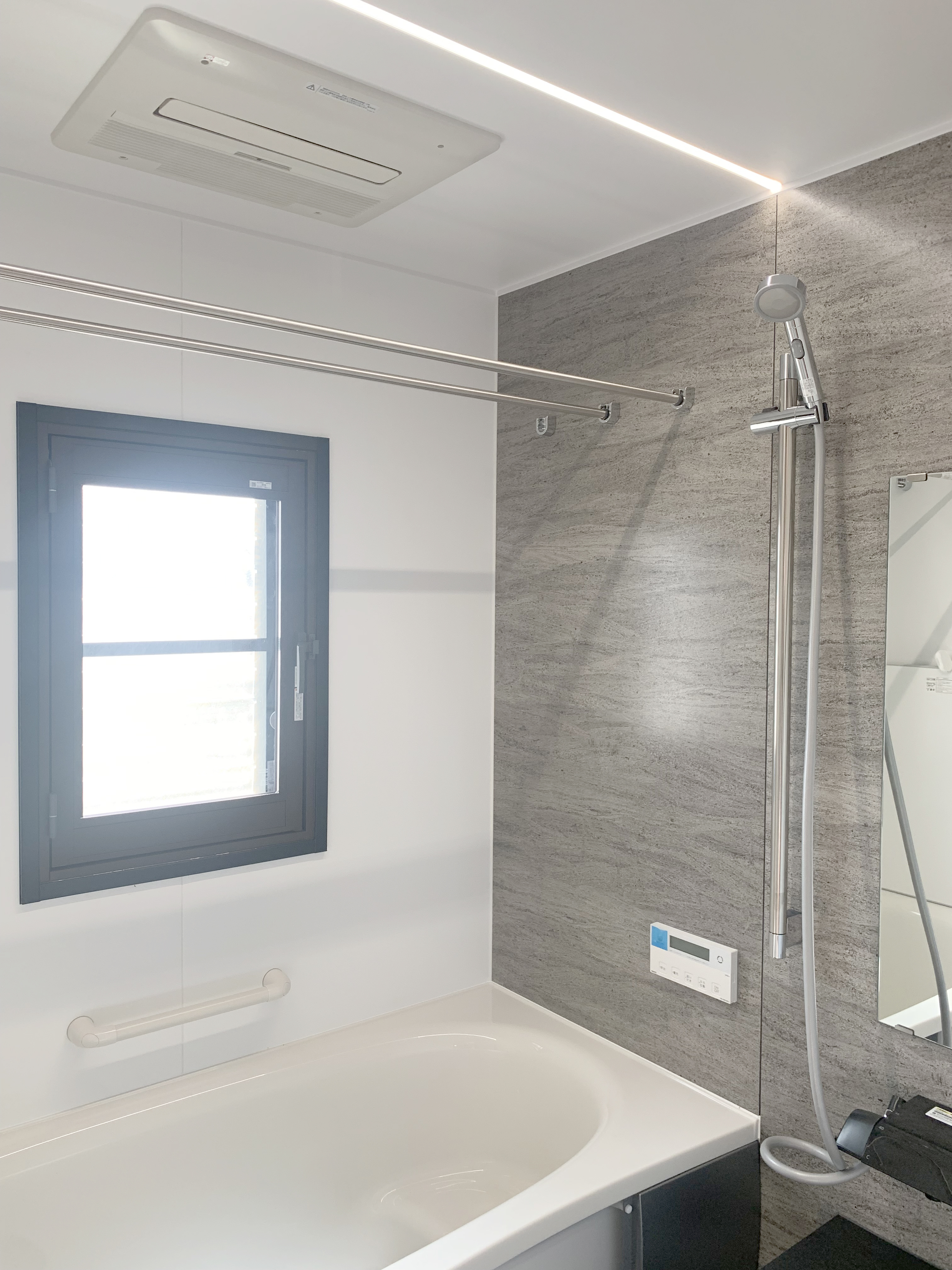 補助金利用で快適リノベーション<br><span style="color: #F0F;">＜子育てグリーン住宅支援事業・先進的窓リノベ事業利用＞</span>